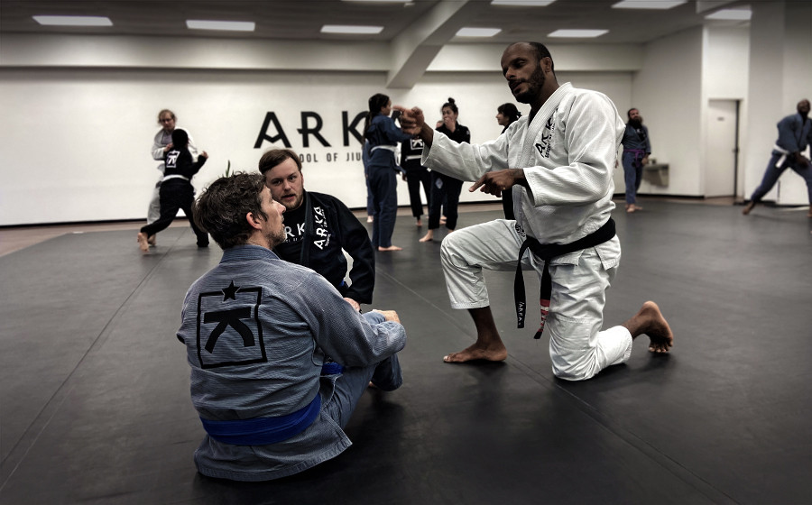 Why Brazilian Jiu-Jitsu is Perfect for Athletes: The Competitive Edge